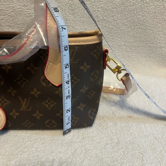 New Fashion Inspired Item (BAG) - Picture 7 of 12